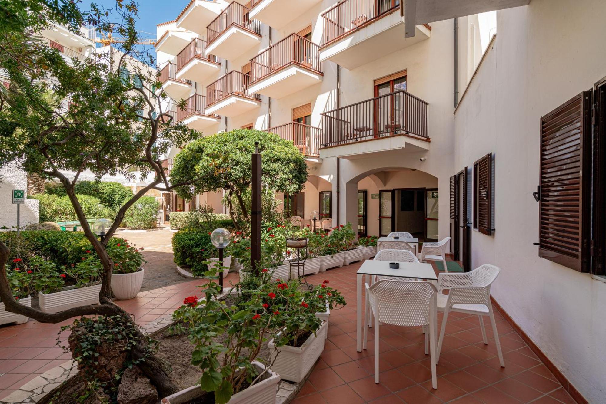 Hotel El Balear Альгеро Экстерьер фото