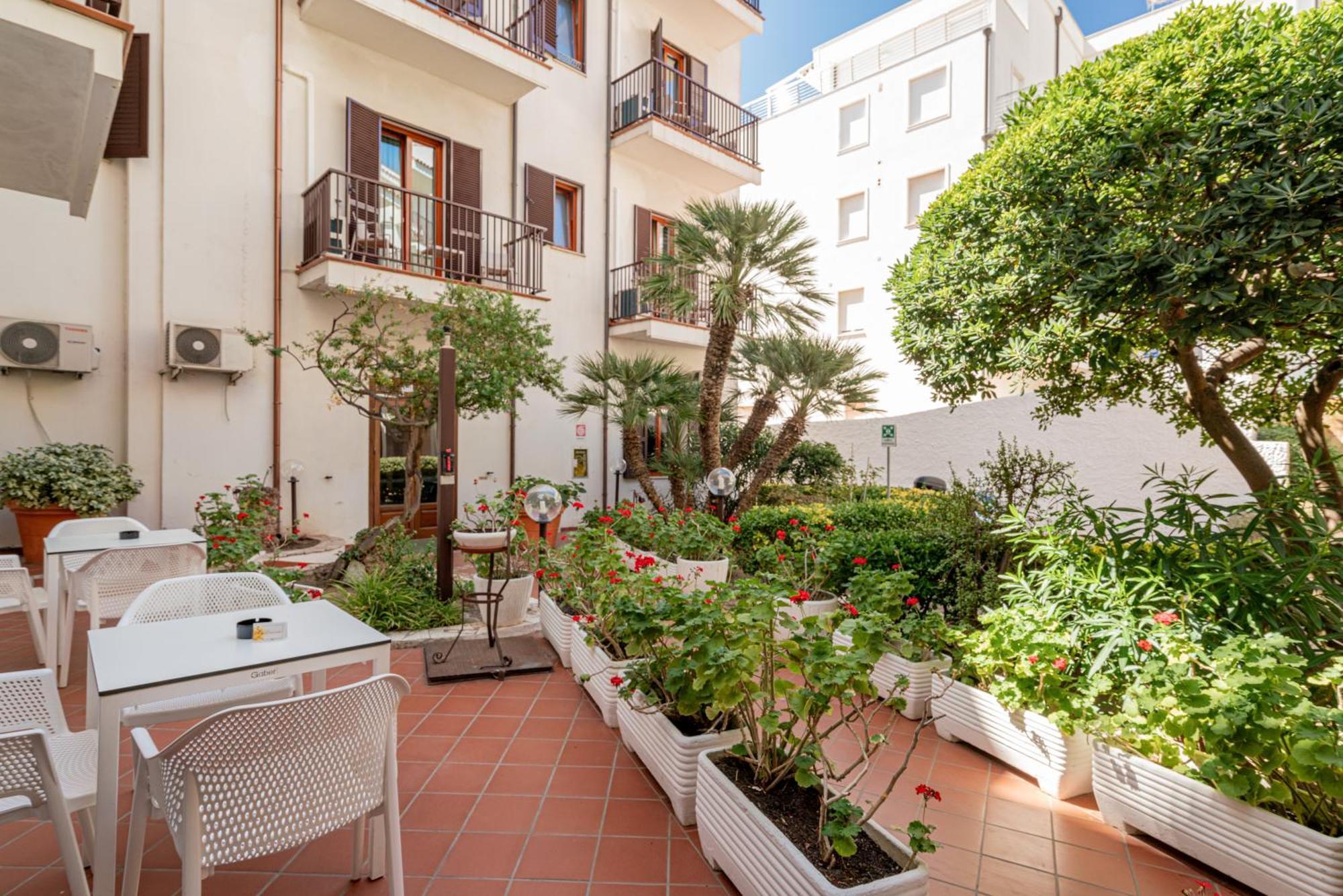 Hotel El Balear Альгеро Экстерьер фото